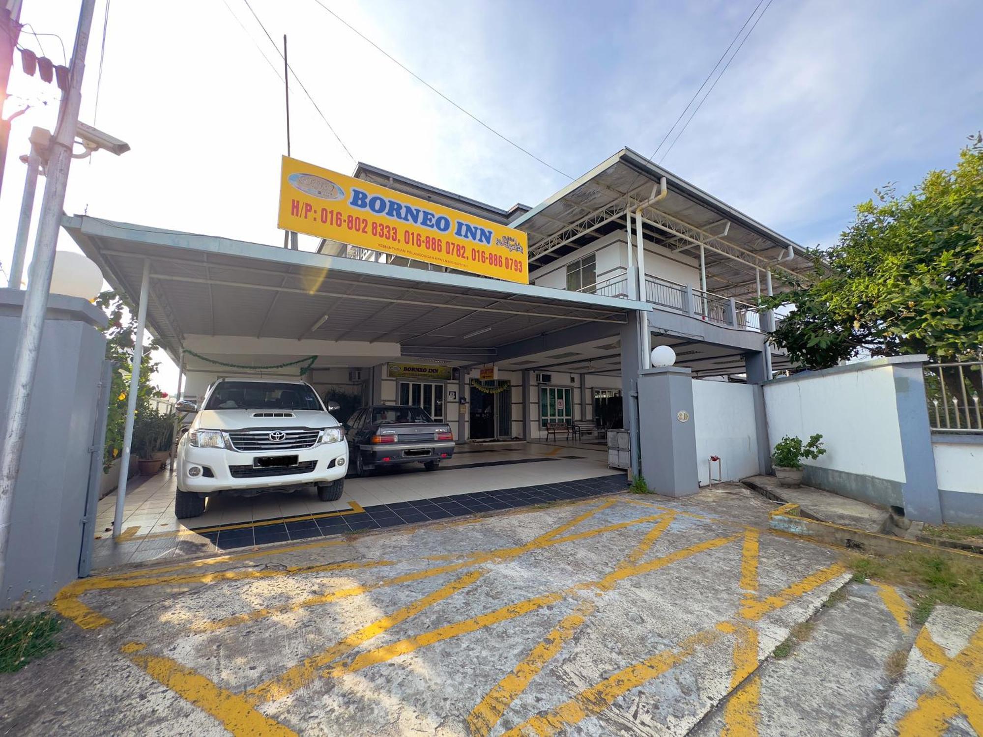 Borneo Inn Kota Kinabalu Exterior foto